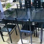Classic dinning table and 6 chairs