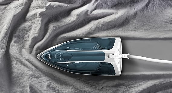 Tefal Steam Iron - Continuous Steam Flow of 40 Grams per minute and 210 g/min with the boost for thick fabrics - 2400W - 270ml - 50/60Hz - Express Steam FV2831M0 - Image 5