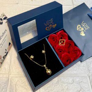 Valentine gift for women's